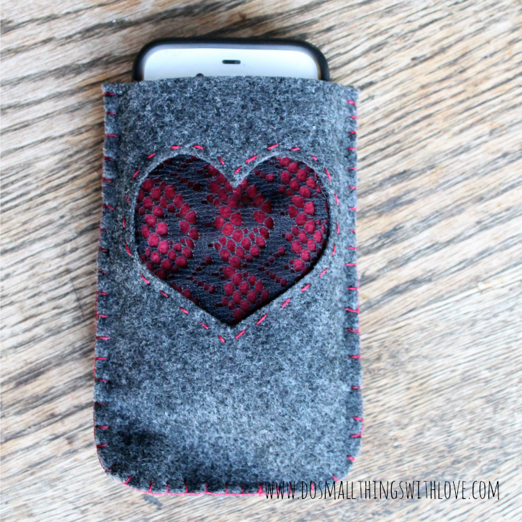 simple felt iphone case with template